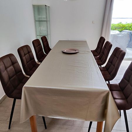 House Natali 70M From The Beach - Free Ev Top Up Rtina Luaran gambar