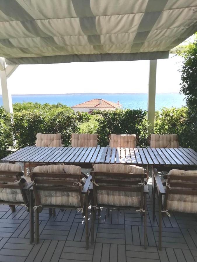 House Natali 70M From The Beach - Free Ev Top Up Rtina Luaran gambar