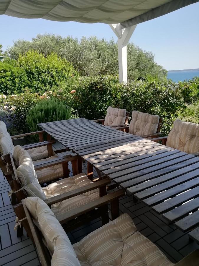 House Natali 70M From The Beach - Free Ev Top Up Rtina Luaran gambar