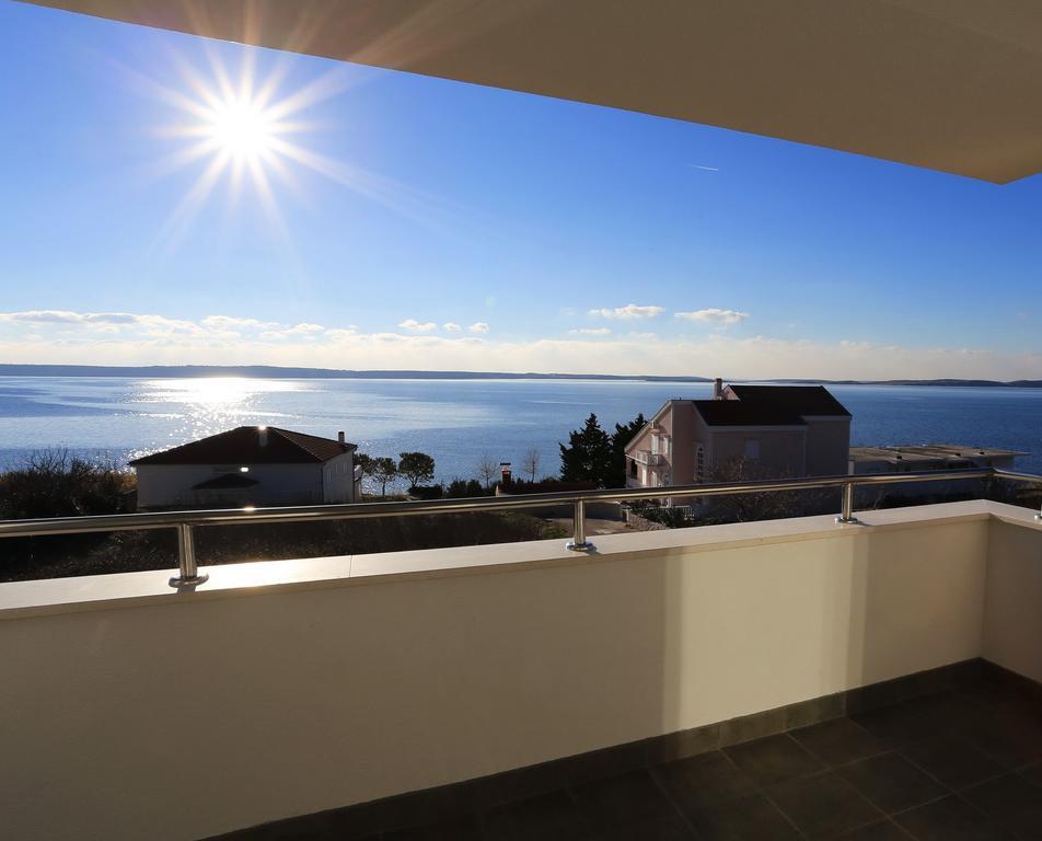 House Natali 70M From The Beach - Free Ev Top Up Rtina Luaran gambar
