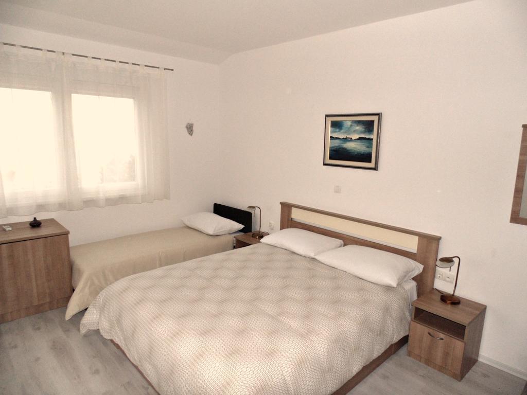 House Natali 70M From The Beach - Free Ev Top Up Rtina Luaran gambar