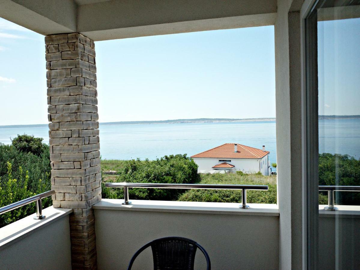 House Natali 70M From The Beach - Free Ev Top Up Rtina Luaran gambar